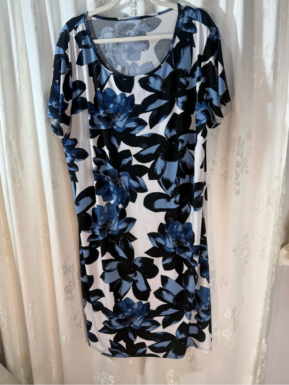 Women’s Blue Floral MuuMuu Hawaiian Scoop Neck Dress